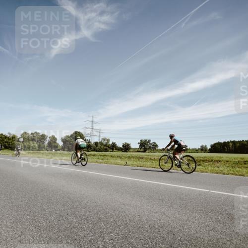 07.09.2025 - 19. Norderstedt Triathlon Michael Burmester http://msf.ph/oto/8854459 07.09.2025 11:58:24 Radfahren 1359 meine-sportfotos.de