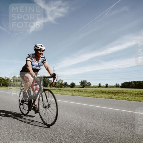 07.09.2025 - 19. Norderstedt Triathlon Michael Burmester http://msf.ph/oto/8854473 07.09.2025 11:58:30 Radfahren 233, 1306 meine-sportfotos.de