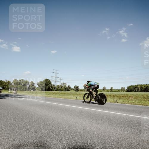 07.09.2025 - 19. Norderstedt Triathlon Michael Burmester http://msf.ph/oto/8854484 07.09.2025 14:58:05 Radfahren  meine-sportfotos.de