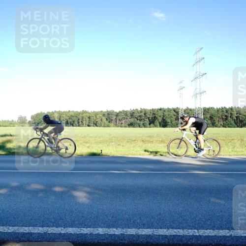 07.09.2025 - 19. Norderstedt Triathlon Michael Burmester http://msf.ph/oto/8854490 07.09.2025 16:17:50 Radfahren 944, 1588, 1602 meine-sportfotos.de