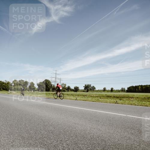 07.09.2025 - 19. Norderstedt Triathlon Michael Burmester http://msf.ph/oto/8854498 07.09.2025 11:58:46 Radfahren 165, 1378 meine-sportfotos.de