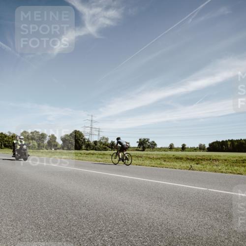 07.09.2025 - 19. Norderstedt Triathlon Michael Burmester http://msf.ph/oto/8854506 07.09.2025 11:58:50 Radfahren 736, 1378 meine-sportfotos.de