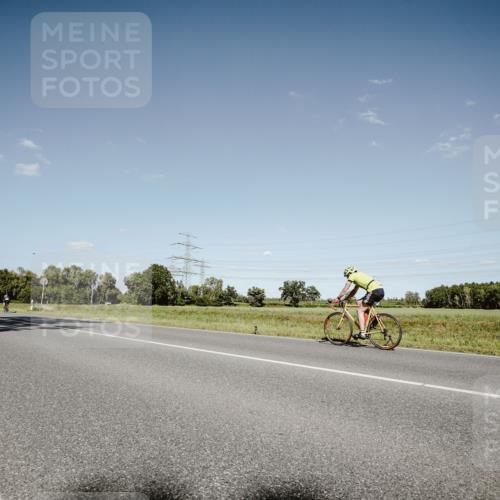 07.09.2025 - 19. Norderstedt Triathlon Michael Burmester http://msf.ph/oto/8854525 07.09.2025 14:59:02 Radfahren  meine-sportfotos.de
