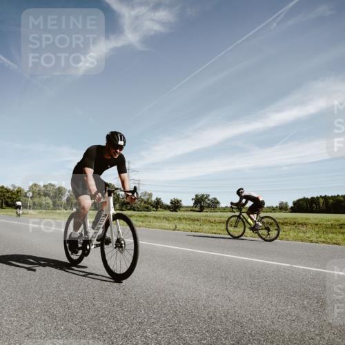 07.09.2025 - 19. Norderstedt Triathlon Michael Burmester http://msf.ph/oto/8854530 07.09.2025 11:59:06 Radfahren 191, 835 meine-sportfotos.de