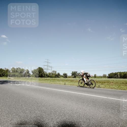 07.09.2025 - 19. Norderstedt Triathlon Michael Burmester http://msf.ph/oto/8854532 07.09.2025 14:59:23 Radfahren  meine-sportfotos.de