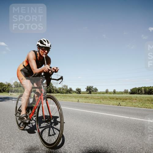 07.09.2025 - 19. Norderstedt Triathlon Michael Burmester http://msf.ph/oto/8854553 07.09.2025 14:59:36 Radfahren 458, 472 meine-sportfotos.de