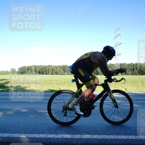 07.09.2025 - 19. Norderstedt Triathlon Michael Burmester http://msf.ph/oto/8854566 07.09.2025 16:18:57 Radfahren 1523 meine-sportfotos.de