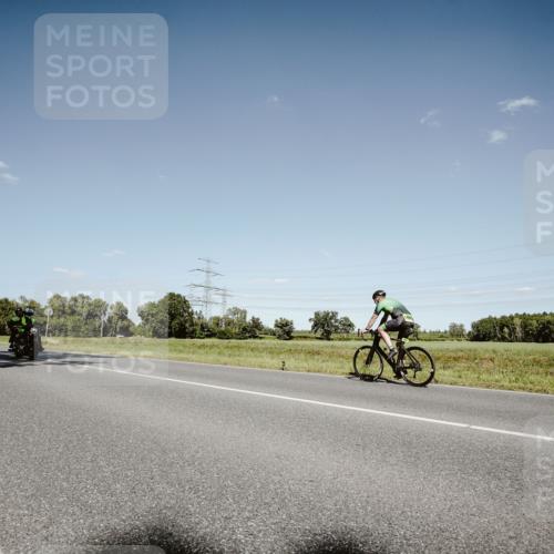 07.09.2025 - 19. Norderstedt Triathlon Michael Burmester http://msf.ph/oto/8854570 07.09.2025 15:00:09 Radfahren 457 meine-sportfotos.de