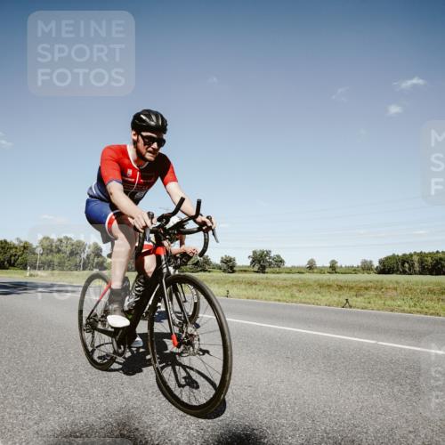 07.09.2025 - 19. Norderstedt Triathlon Michael Burmester http://msf.ph/oto/8854584 07.09.2025 15:00:17 Radfahren 1497, 1506 meine-sportfotos.de