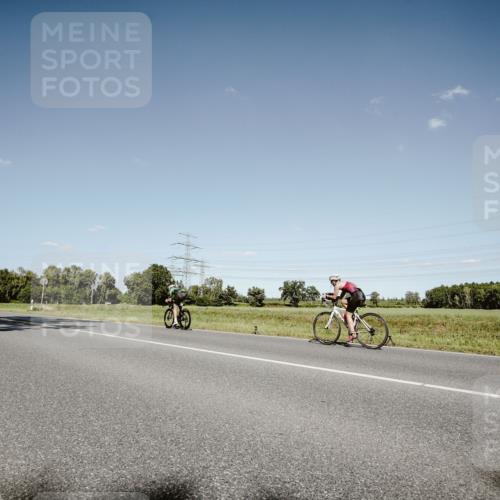 07.09.2025 - 19. Norderstedt Triathlon Michael Burmester http://msf.ph/oto/8854591 07.09.2025 15:00:25 Radfahren 1404 meine-sportfotos.de