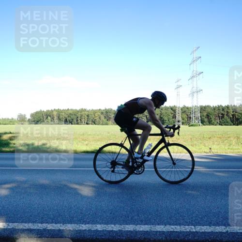 07.09.2025 - 19. Norderstedt Triathlon Michael Burmester http://msf.ph/oto/8854597 07.09.2025 16:19:37 Radfahren 432, 1083, 1559 meine-sportfotos.de