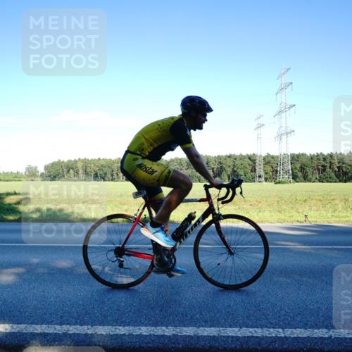07.09.2025 - 19. Norderstedt Triathlon Michael Burmester http://msf.ph/oto/8854599 07.09.2025 16:19:41 Radfahren 935, 1556 meine-sportfotos.de