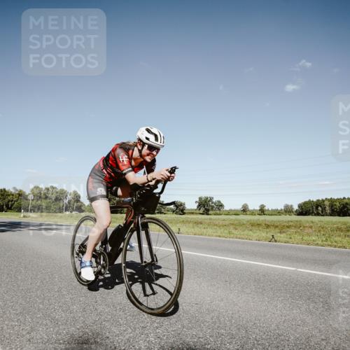 07.09.2025 - 19. Norderstedt Triathlon Michael Burmester http://msf.ph/oto/8854623 07.09.2025 15:00:50 Radfahren 439, 1453, 1489 meine-sportfotos.de
