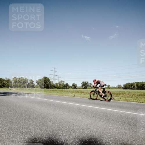 07.09.2025 - 19. Norderstedt Triathlon Michael Burmester http://msf.ph/oto/8854653 07.09.2025 15:01:28 Radfahren 410 meine-sportfotos.de