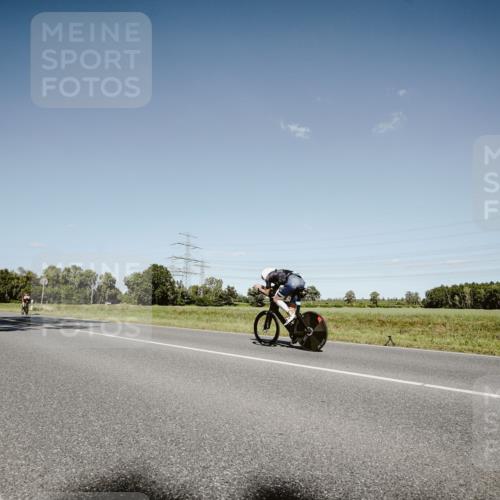 07.09.2025 - 19. Norderstedt Triathlon Michael Burmester http://msf.ph/oto/8854660 07.09.2025 15:01:31 Radfahren 410, 460 meine-sportfotos.de