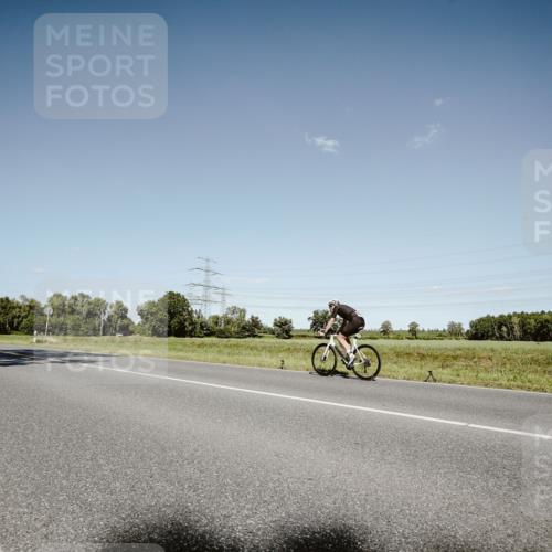 07.09.2025 - 19. Norderstedt Triathlon Michael Burmester http://msf.ph/oto/8854667 07.09.2025 15:01:35 Radfahren 417, 460 meine-sportfotos.de