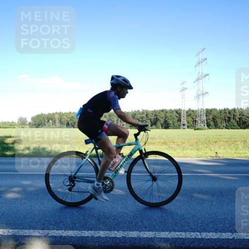 07.09.2025 - 19. Norderstedt Triathlon Michael Burmester http://msf.ph/oto/8854668 07.09.2025 16:21:34 Radfahren 926, 1472 meine-sportfotos.de