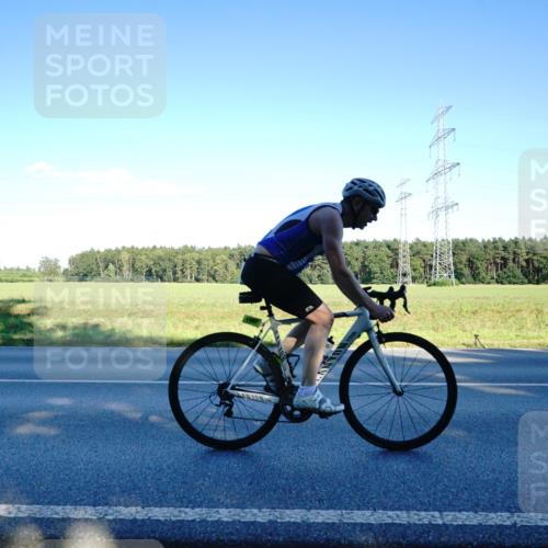 07.09.2025 - 19. Norderstedt Triathlon Michael Burmester http://msf.ph/oto/8854681 07.09.2025 16:21:57 Radfahren 1567 meine-sportfotos.de