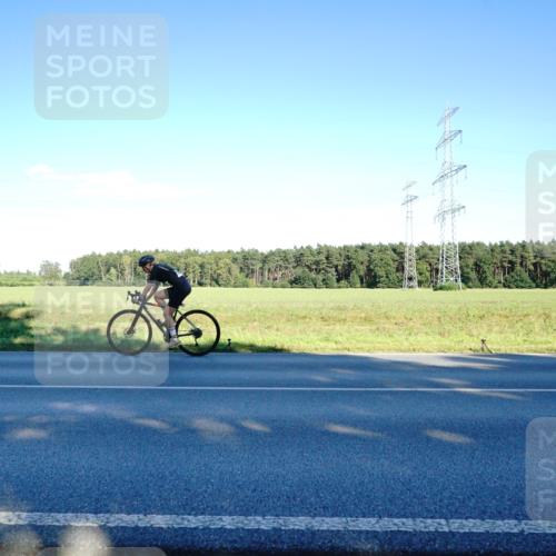 07.09.2025 - 19. Norderstedt Triathlon Michael Burmester http://msf.ph/oto/8854683 07.09.2025 16:21:59 Radfahren 1567 meine-sportfotos.de