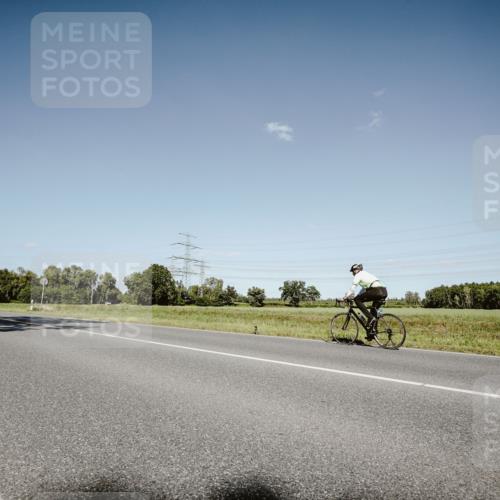 07.09.2025 - 19. Norderstedt Triathlon Michael Burmester http://msf.ph/oto/8854685 07.09.2025 15:01:57 Radfahren 441 meine-sportfotos.de