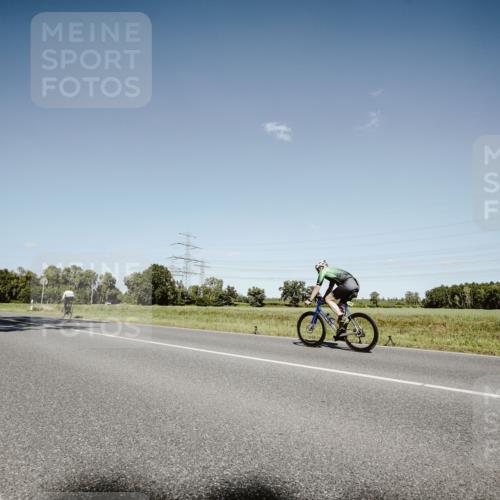 07.09.2025 - 19. Norderstedt Triathlon Michael Burmester http://msf.ph/oto/8854689 07.09.2025 15:02:00 Radfahren  meine-sportfotos.de