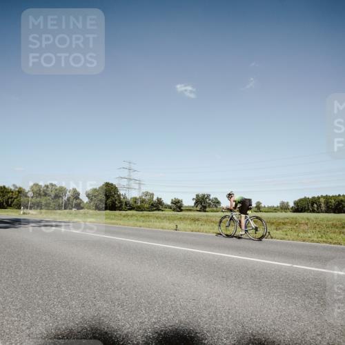 07.09.2025 - 19. Norderstedt Triathlon Michael Burmester http://msf.ph/oto/8854696 07.09.2025 15:02:12 Radfahren 478, 1496, 1502 meine-sportfotos.de