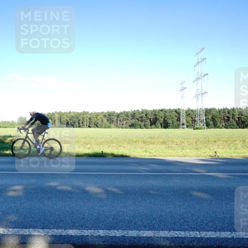 07.09.2025 - 19. Norderstedt Triathlon Michael Burmester http://msf.ph/oto/8854697 07.09.2025 16:22:15 Radfahren 915, 1057, 1420 meine-sportfotos.de