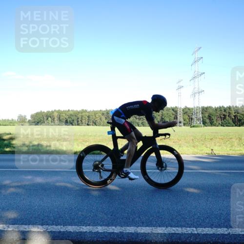 07.09.2025 - 19. Norderstedt Triathlon Michael Burmester http://msf.ph/oto/8854711 07.09.2025 16:22:33 Radfahren 406, 1418, 1452 meine-sportfotos.de