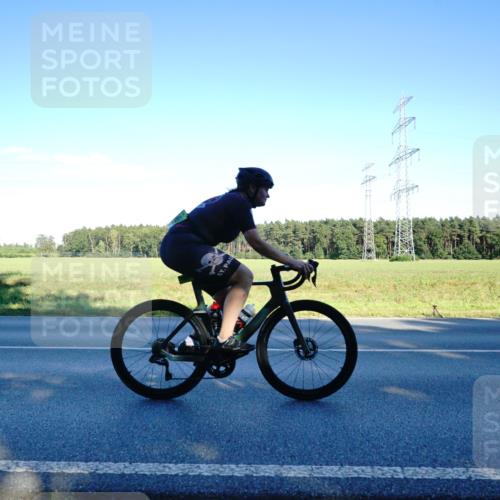07.09.2025 - 19. Norderstedt Triathlon Michael Burmester http://msf.ph/oto/8854720 07.09.2025 16:22:39 Radfahren 378, 1452, 1560 meine-sportfotos.de