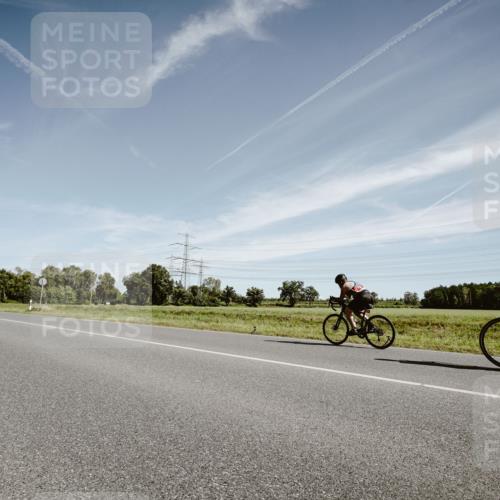 07.09.2025 - 19. Norderstedt Triathlon Michael Burmester http://msf.ph/oto/8854729 07.09.2025 12:00:54 Radfahren 822, 1225 meine-sportfotos.de