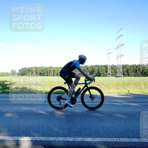 07.09.2025 - 19. Norderstedt Triathlon Michael Burmester http://msf.ph/oto/8854732 07.09.2025 16:23:02 Radfahren 386, 1524 meine-sportfotos.de