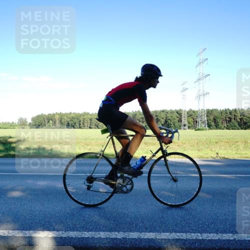 07.09.2025 - 19. Norderstedt Triathlon Michael Burmester http://msf.ph/oto/8854734 07.09.2025 16:23:07 Radfahren 1098, 1575, 1585 meine-sportfotos.de