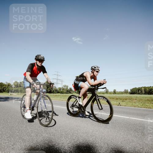 07.09.2025 - 19. Norderstedt Triathlon Michael Burmester http://msf.ph/oto/8854738 07.09.2025 15:02:36 Radfahren 374, 450, 1422 meine-sportfotos.de