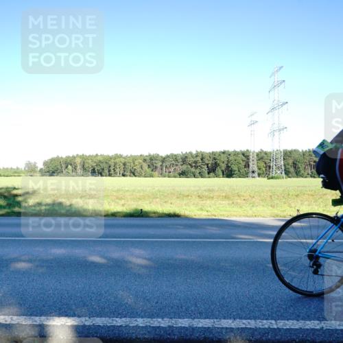 07.09.2025 - 19. Norderstedt Triathlon Michael Burmester http://msf.ph/oto/8854739 07.09.2025 16:23:09 Radfahren 1098, 1575, 1585 meine-sportfotos.de