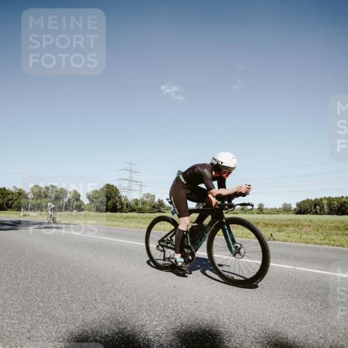 07.09.2025 - 19. Norderstedt Triathlon Michael Burmester http://msf.ph/oto/8854749 07.09.2025 15:02:42 Radfahren 896, 968, 1414 meine-sportfotos.de