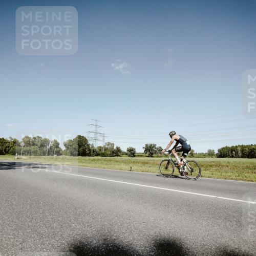 07.09.2025 - 19. Norderstedt Triathlon Michael Burmester http://msf.ph/oto/8854763 07.09.2025 15:03:00 Radfahren  meine-sportfotos.de