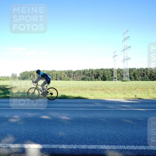 07.09.2025 - 19. Norderstedt Triathlon Michael Burmester http://msf.ph/oto/8854776 07.09.2025 16:24:14 Radfahren 412, 429, 925 meine-sportfotos.de
