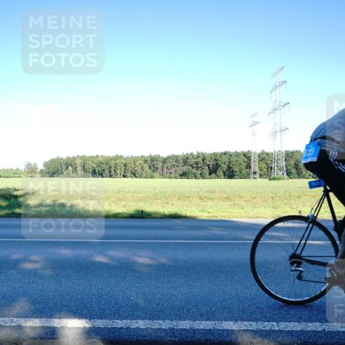 07.09.2025 - 19. Norderstedt Triathlon Michael Burmester http://msf.ph/oto/8854778 07.09.2025 16:24:15 Radfahren 412, 429, 925 meine-sportfotos.de