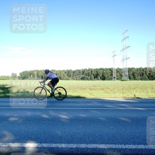 07.09.2025 - 19. Norderstedt Triathlon Michael Burmester http://msf.ph/oto/8854790 07.09.2025 16:24:32 Radfahren 1544 meine-sportfotos.de