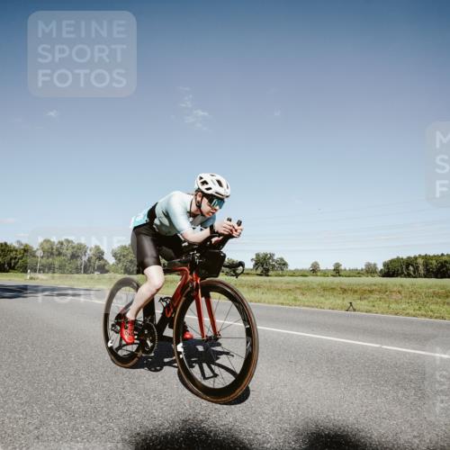 07.09.2025 - 19. Norderstedt Triathlon Michael Burmester http://msf.ph/oto/8854791 07.09.2025 15:03:36 Radfahren 379, 1482 meine-sportfotos.de
