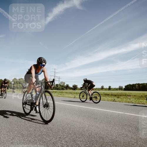 07.09.2025 - 19. Norderstedt Triathlon Michael Burmester http://msf.ph/oto/8854800 07.09.2025 12:01:19 Radfahren 1220, 1267, 1370 meine-sportfotos.de