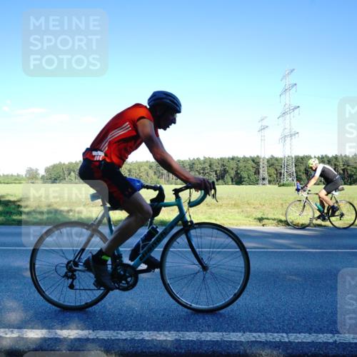 07.09.2025 - 19. Norderstedt Triathlon Michael Burmester http://msf.ph/oto/8854804 07.09.2025 16:25:08 Radfahren 1513 meine-sportfotos.de
