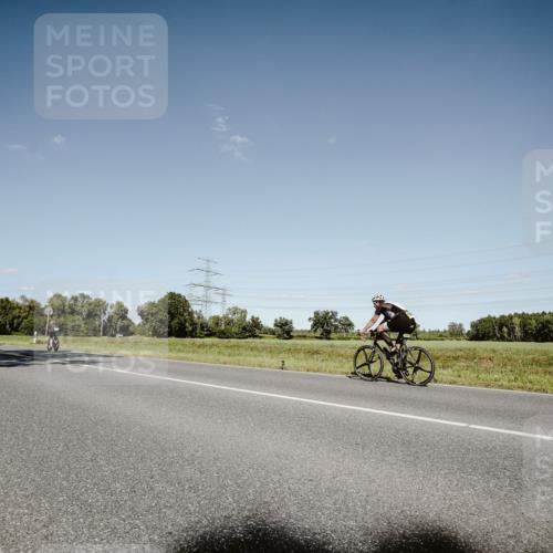 07.09.2025 - 19. Norderstedt Triathlon Michael Burmester http://msf.ph/oto/8854812 07.09.2025 15:03:46 Radfahren 1470 meine-sportfotos.de