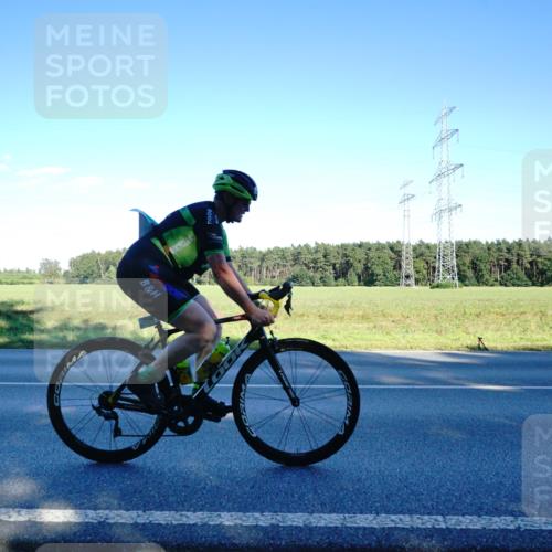 07.09.2025 - 19. Norderstedt Triathlon Michael Burmester http://msf.ph/oto/8854813 07.09.2025 16:25:18 Radfahren 912, 1547 meine-sportfotos.de