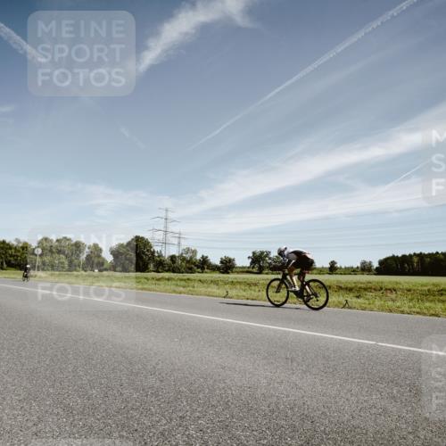 07.09.2025 - 19. Norderstedt Triathlon Michael Burmester http://msf.ph/oto/8854814 07.09.2025 12:01:23 Radfahren 1220, 1370 meine-sportfotos.de