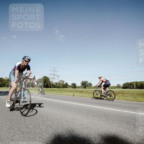 07.09.2025 - 19. Norderstedt Triathlon Michael Burmester http://msf.ph/oto/8854819 07.09.2025 15:03:49 Radfahren 1470, 1505 meine-sportfotos.de