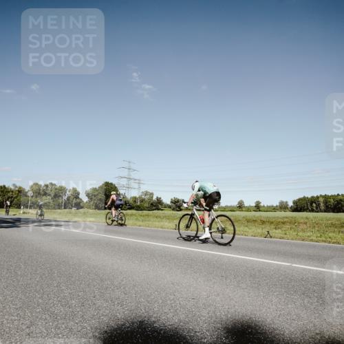 07.09.2025 - 19. Norderstedt Triathlon Michael Burmester http://msf.ph/oto/8854823 07.09.2025 15:03:50 Radfahren 1470, 1505 meine-sportfotos.de
