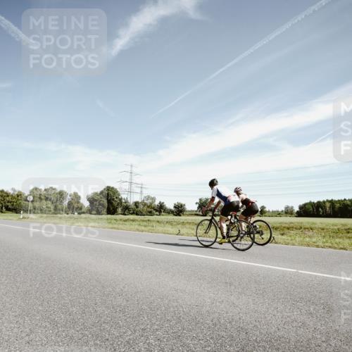 07.09.2025 - 19. Norderstedt Triathlon Michael Burmester http://msf.ph/oto/8854828 07.09.2025 12:01:30 Radfahren 190, 801 meine-sportfotos.de