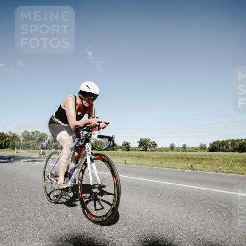 07.09.2025 - 19. Norderstedt Triathlon Michael Burmester http://msf.ph/oto/8854840 07.09.2025 15:04:08 Radfahren 462, 1431 meine-sportfotos.de