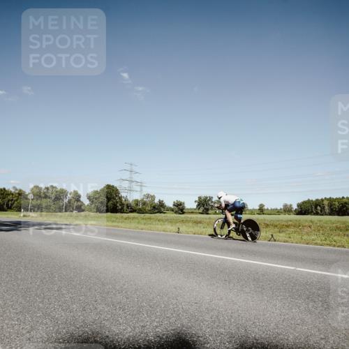 07.09.2025 - 19. Norderstedt Triathlon Michael Burmester http://msf.ph/oto/8854843 07.09.2025 15:04:11 Radfahren 462, 1488 meine-sportfotos.de